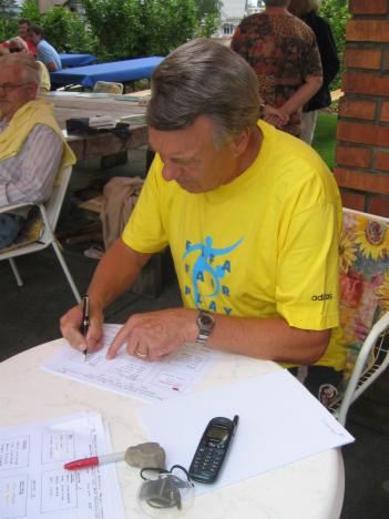 Fussball 006.jpg   34kb   26.03.2021 22:26:14